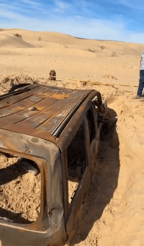 LOCALIZAN RESTOS HUMANOS EN CAMIONETA BALEADA EN EL VALLE DE MEXICALI.