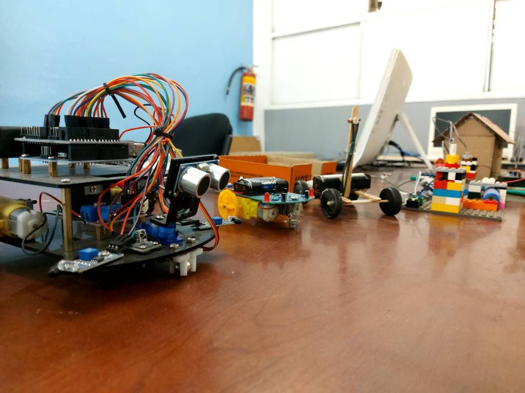 TRABAJA SECRETARÍA DE EDUCACIÓN Y CCDER EN LA CREACIÓN DE 6 NUEVAS AULAS STEAM EN PLAYAS DE ROSARITO