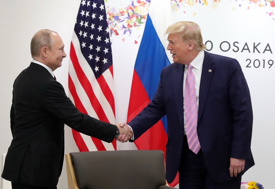 Trump anuncia acuerdo con Putin para negociar fin de la guerra en&nbsp;Ucrania