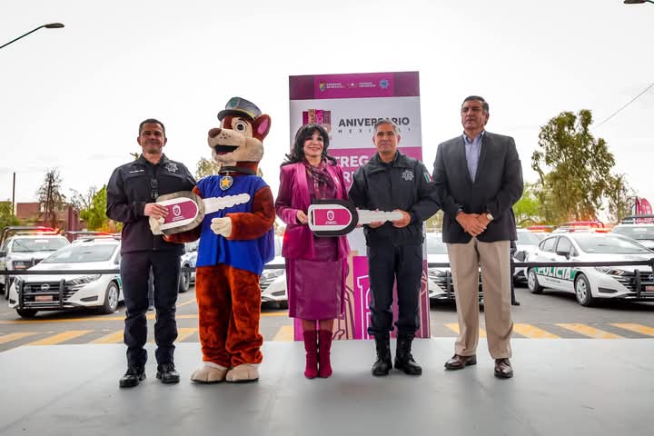 Norma Bustamante EQUIPA A LA POLICÍA CON 260 NUEVAS UNIDADES