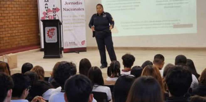 Jóvenes de Mexicali Reciben Talleres sobre los Riesgos del&nbsp;Fentanilo.