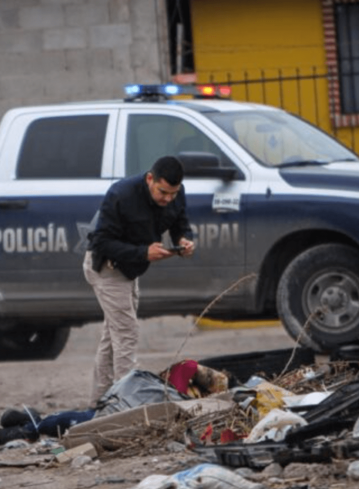 Encuentran cuerpo en un colchón inflable en La Presa