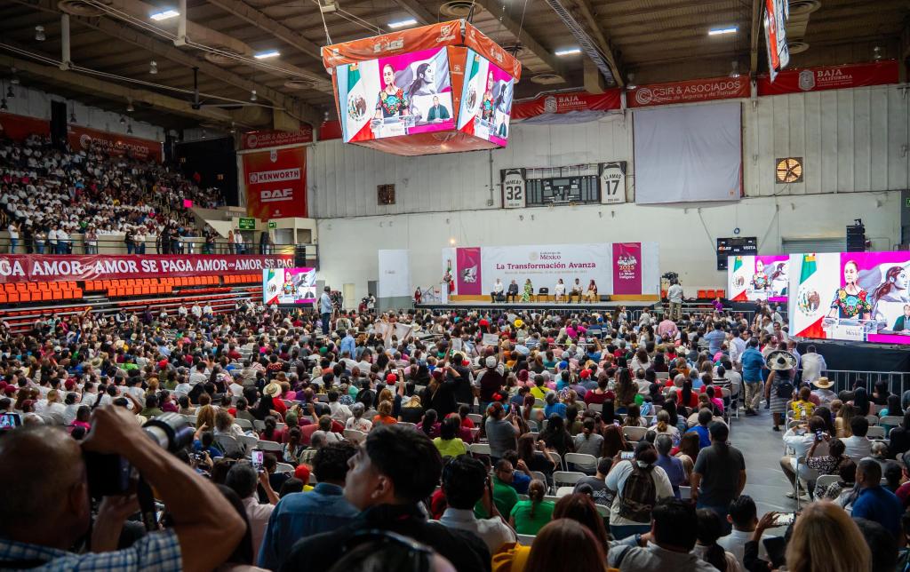 Presidente Municipal de Tijuana presente en el informe de la presidenta Claudia Sheinbaum en&nbsp;BC