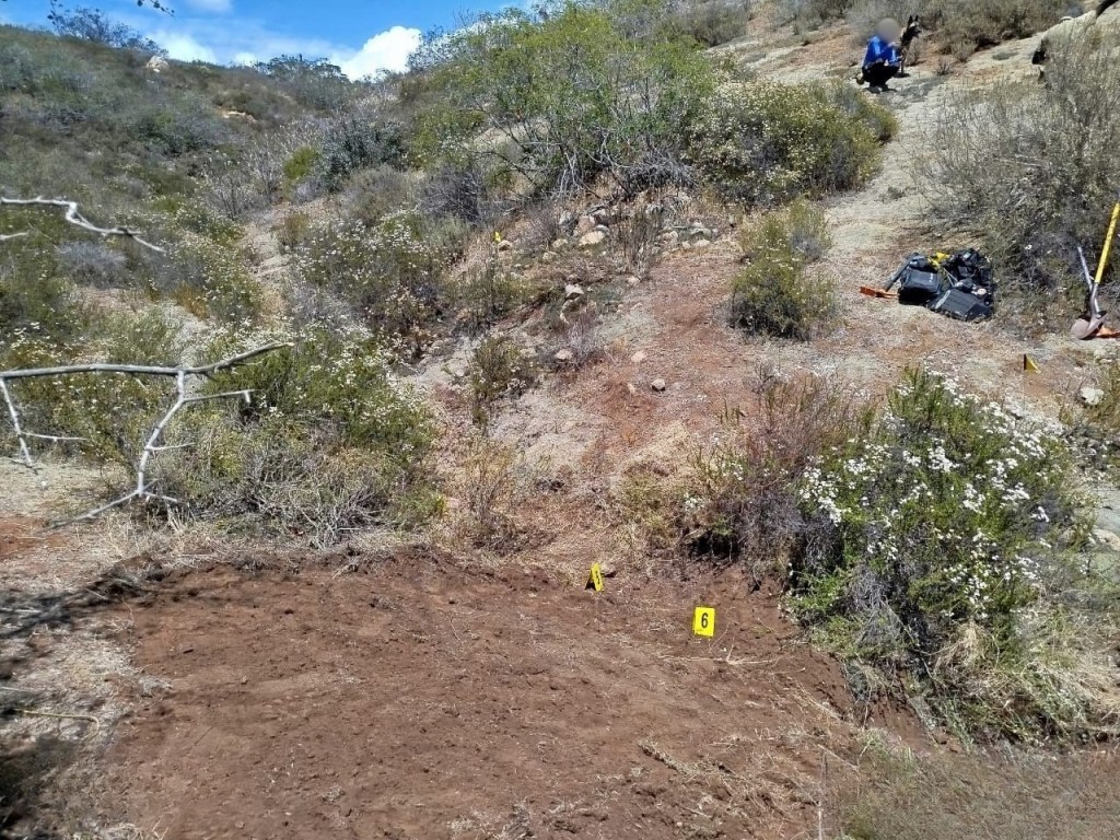 Hallan restos óseos y cuerpo sin vida en camino a San&nbsp;Carlos