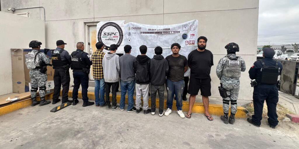 Rescatan a hombre privado de la libertad en Playas de Tijuana; detienen a siete personas, hay 4 menores de&nbsp;edad.