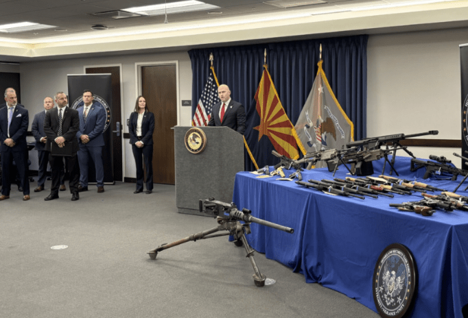 EU desmantela red que traficaba armas hacia cárteles&nbsp;mexicanos