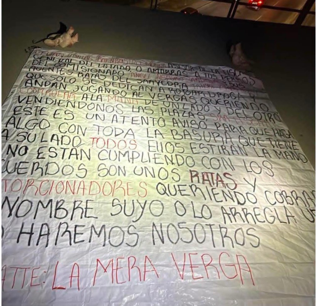 Colocan narco manta en Tijuana, amenaza a Buenrostro y a fiscal Andrade.