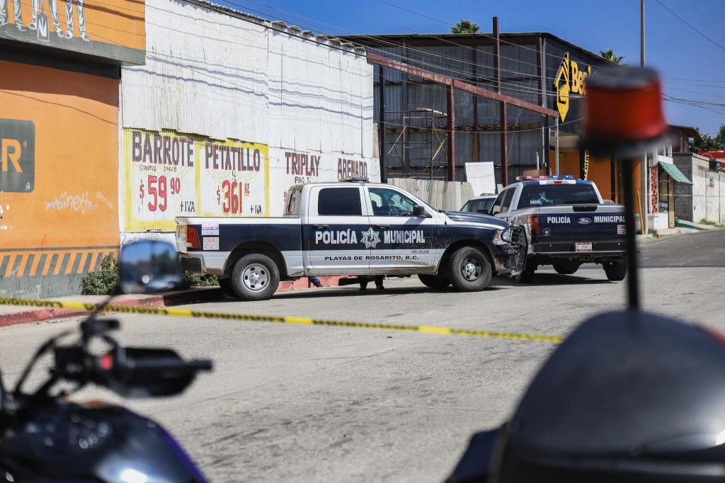 Ataque armado deja a un hombre sin signos vitales sobre el bulevar Hisense en&nbsp;Rosarito