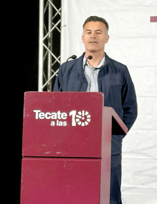 TECATE || SEPARAN DEL CARGO A MUNICIPAL QUE HABRÍA RECIBIDO DINERO DE UN CIUDADANO